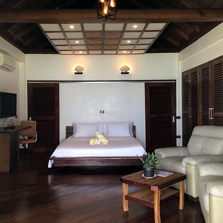 Dolarog Beach Resort El Nido Room photo