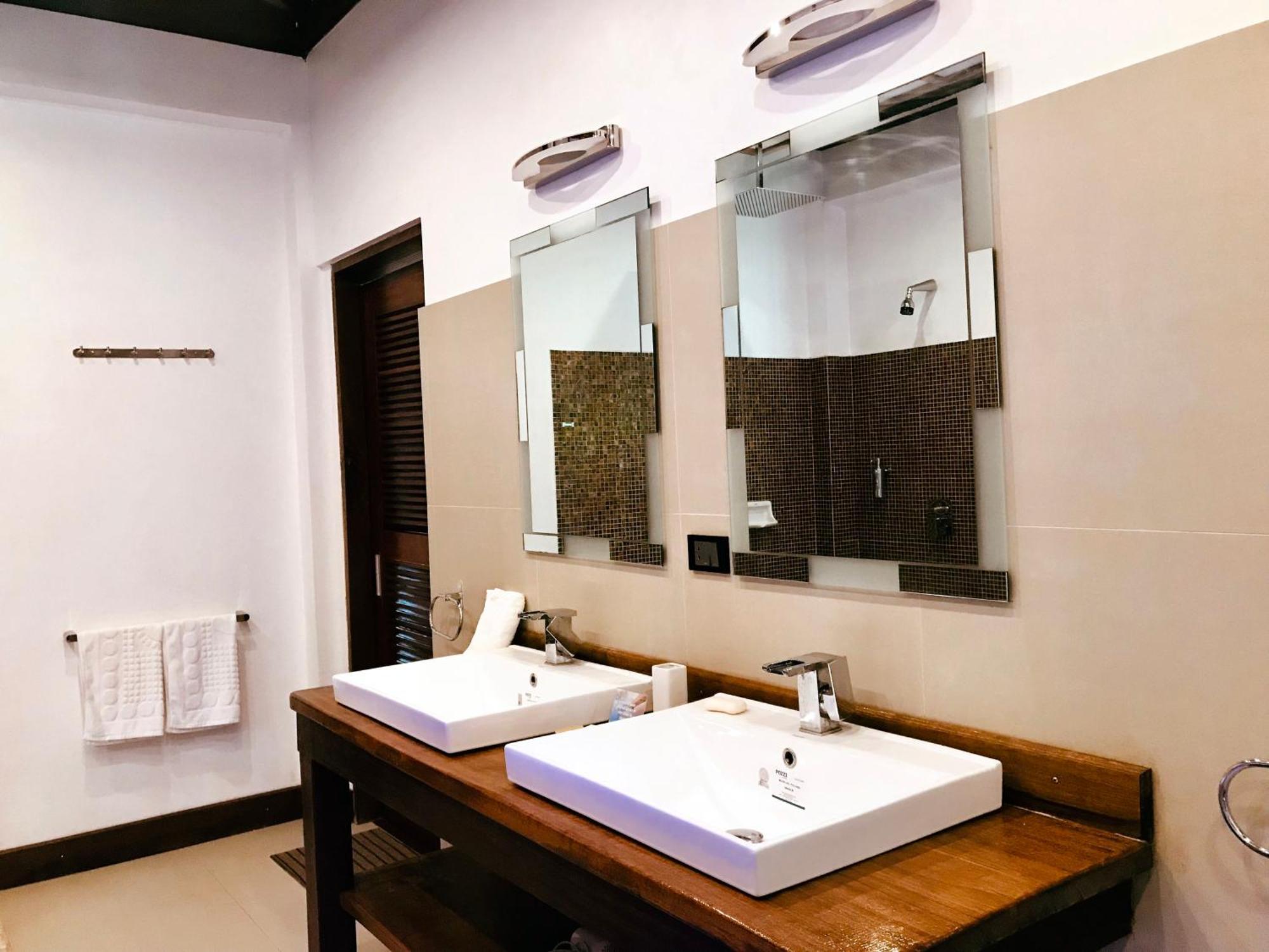 Dolarog Beach Resort El Nido Room photo